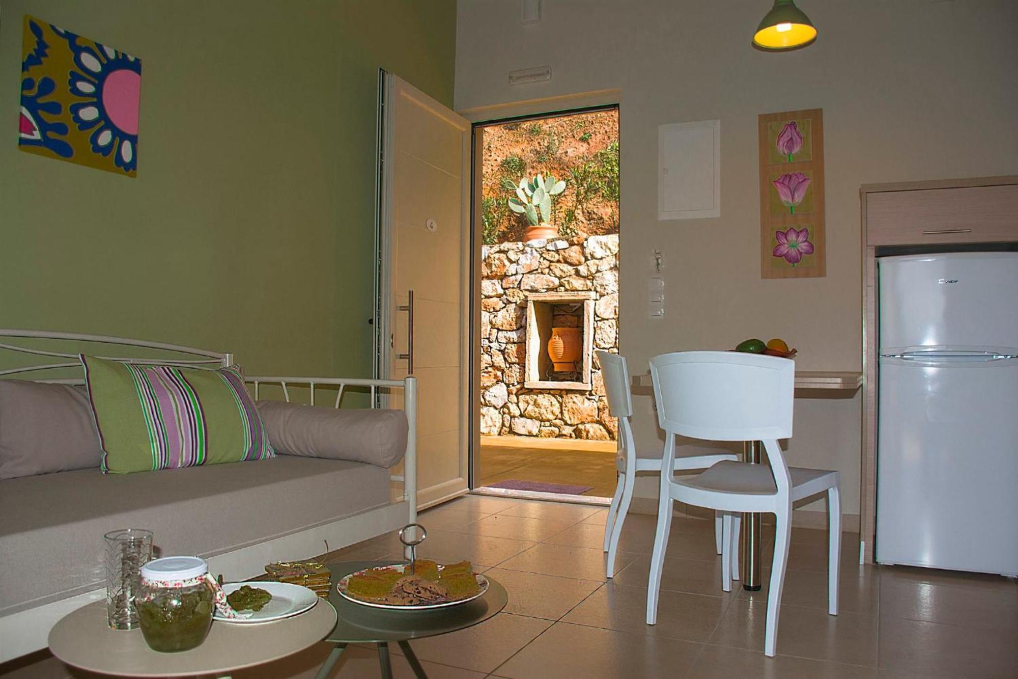 Aksos Suites Accessible Accommodation Agia  외부 사진